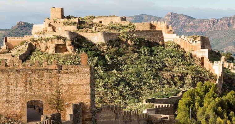 Descubre la historia y la belleza del Castillo de Sagunto en Valencia